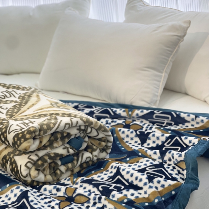 91家纺网 家纺一手货源 找家纺 缔缦 22新款More design AB版复合毛毯 格纳