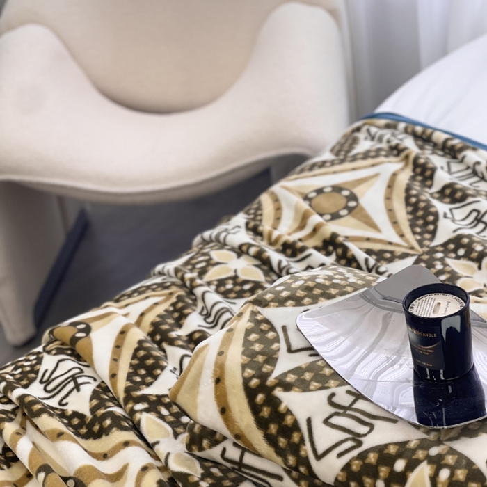 91家纺网 家纺一手货源 找家纺 缔缦 22新款More design AB版复合毛毯 格纳