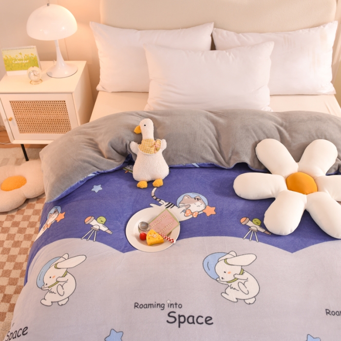 91家纺网 家纺一手货源 找家纺 甜之梦家纺2025新款印花牛奶绒单品被套可定制任何尺寸 猫星球