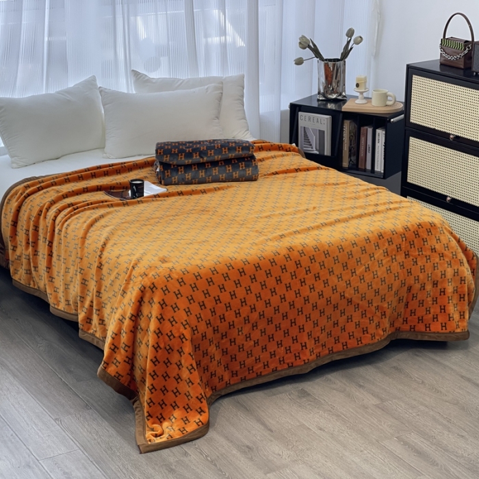 91家纺网 家纺一手货源 找家纺 缔缦 22新款More design AB版复合毛毯 莱卡