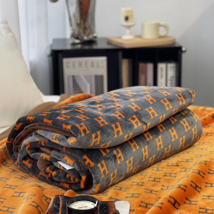 91家纺网 家纺一手货源 找家纺 缔缦 22新款More design AB版复合毛毯 莱卡