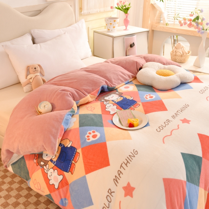 91家纺网 家纺一手货源 找家纺 甜之梦家纺2025新款印花牛奶绒单品被套（可定制尺寸）校园女孩