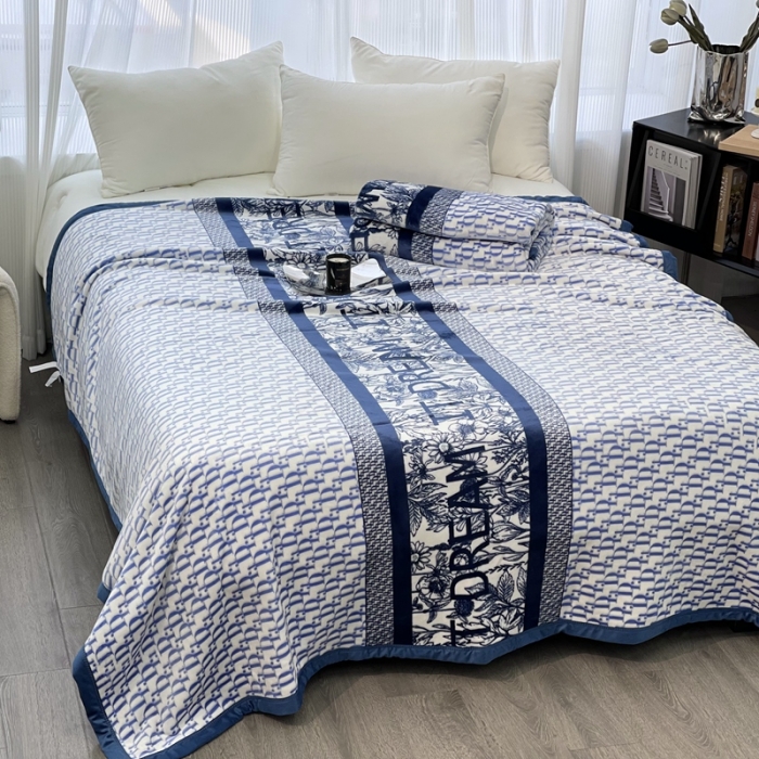 91家纺网 家纺一手货源 找家纺 缔缦 22新款More design AB版复合毛毯 米娅