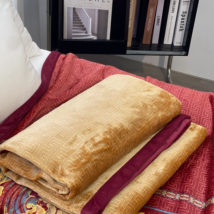 91家纺网 家纺一手货源 找家纺 缔缦 22新款More design AB版复合毛毯 瑞彩祥云