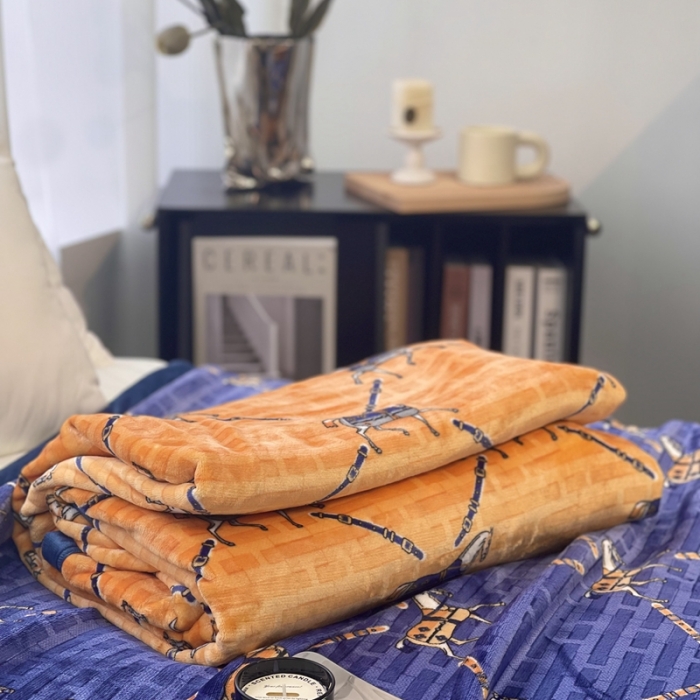 91家纺网 家纺一手货源 找家纺 缔缦 22新款More design AB版复合毛毯 塞洛华