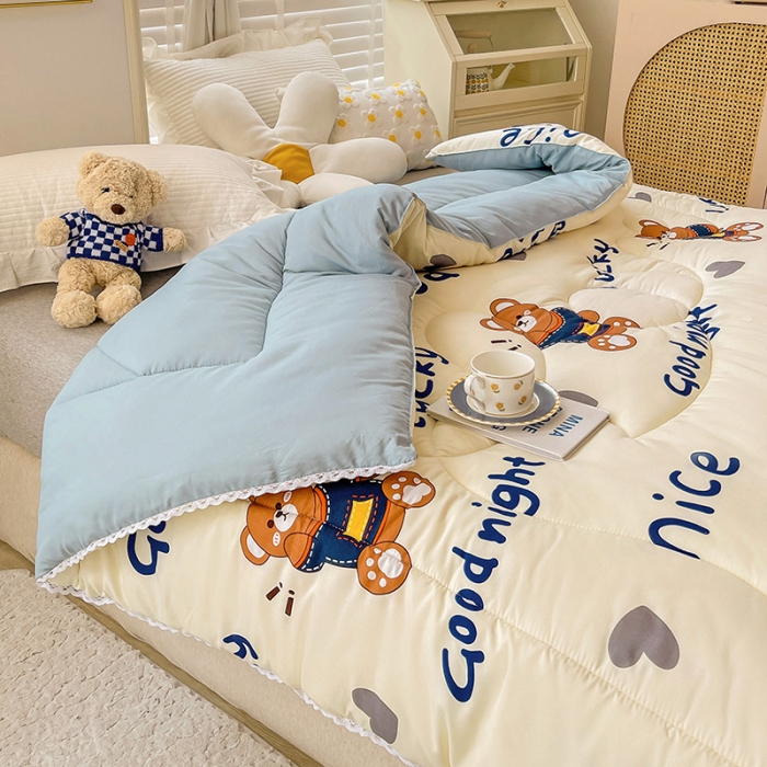 91家纺网 家纺一手货源 找家纺 2022新款直播爆款水洗棉印花小花边春秋被冬被 超酷熊