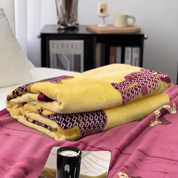 91家纺网 家纺一手货源 找家纺 缔缦 22新款More design AB版复合毛毯 瓦卡斯