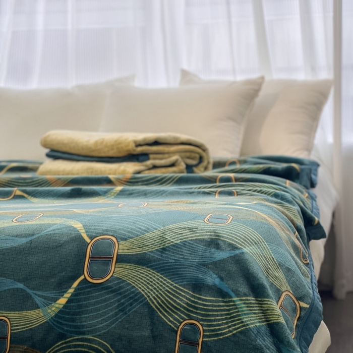 91家纺网 家纺一手货源 找家纺 缔缦 22新款More design AB版复合毛毯 西奥多