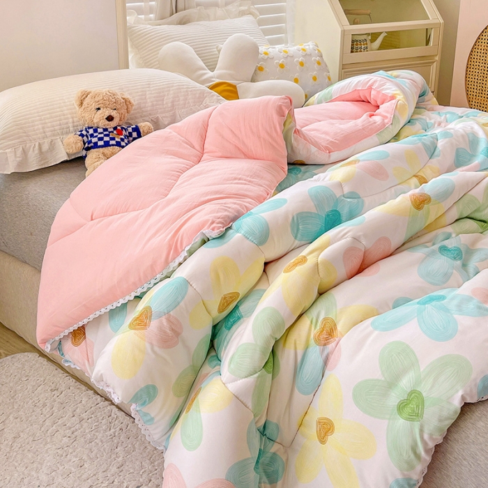 91家纺网 家纺一手货源 找家纺 2022新款直播爆款水洗棉印花小花边春秋被冬被 凝夏