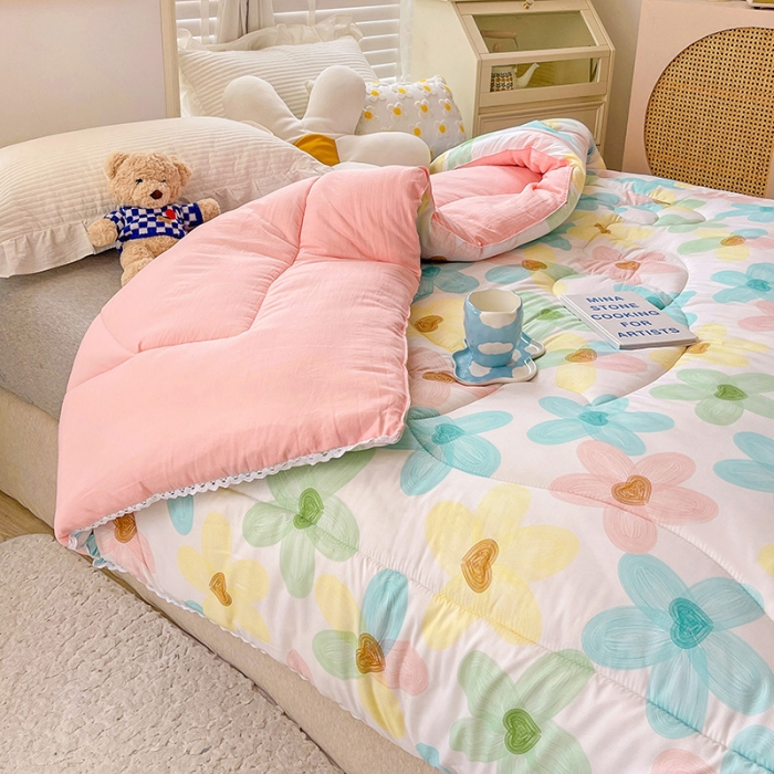 91家纺网 家纺一手货源 找家纺 2022新款直播爆款水洗棉印花小花边春秋被冬被 凝夏