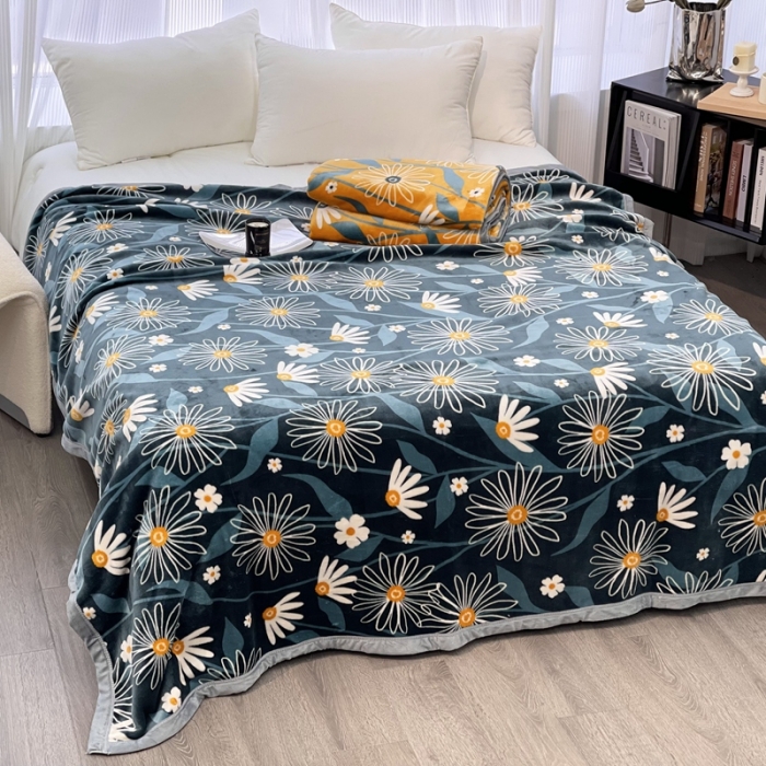 91家纺网 家纺一手货源 找家纺 缔缦 22新款More design AB版复合毛毯 小雏菊