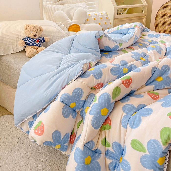 91家纺网 家纺一手货源 找家纺 2022新款直播爆款水洗棉印花小花边春秋被冬被 幸运花