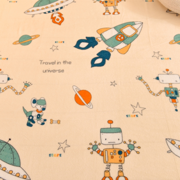 91家纺网 家纺一手货源 找家纺 甜之梦家纺 2025新款印花牛奶绒单品床单可定制任何尺寸 太空机器人米白