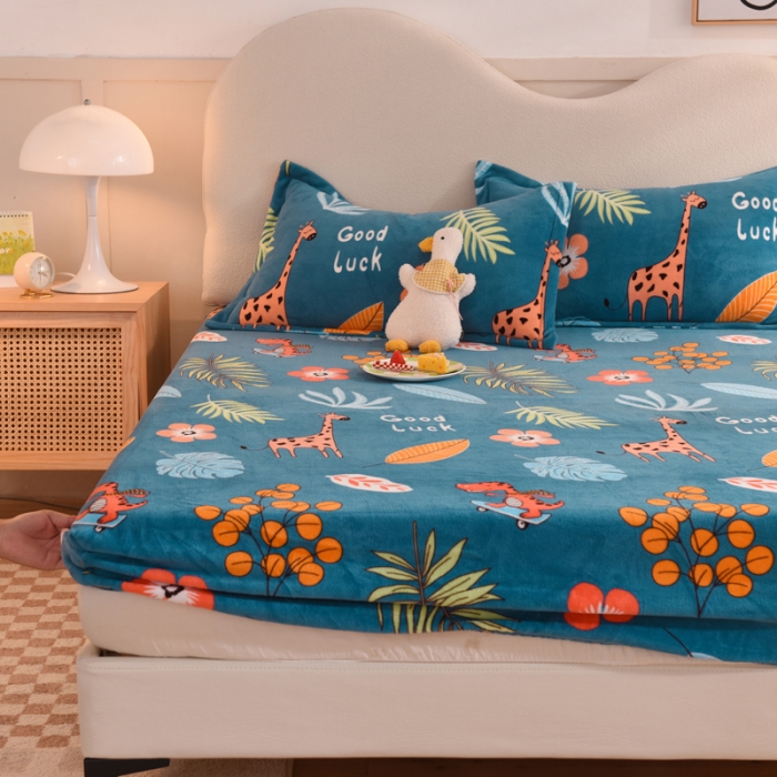 91家纺网 家纺一手货源 找家纺 总甜之梦牛奶绒印花系列单品床笠可定制任何尺寸（可接异型缺角）