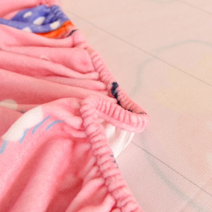 91家纺网 家纺一手货源 找家纺 甜之梦2025新款印花牛奶绒单品床笠（可接异型缺角） 粉红草莓