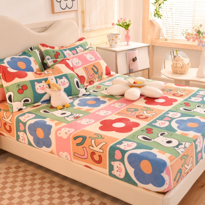 91家纺网 家纺一手货源 找家纺 甜之梦2025新款印花牛奶绒单品床笠可定制任何尺寸（可接异型缺角） 萌宠跳跳