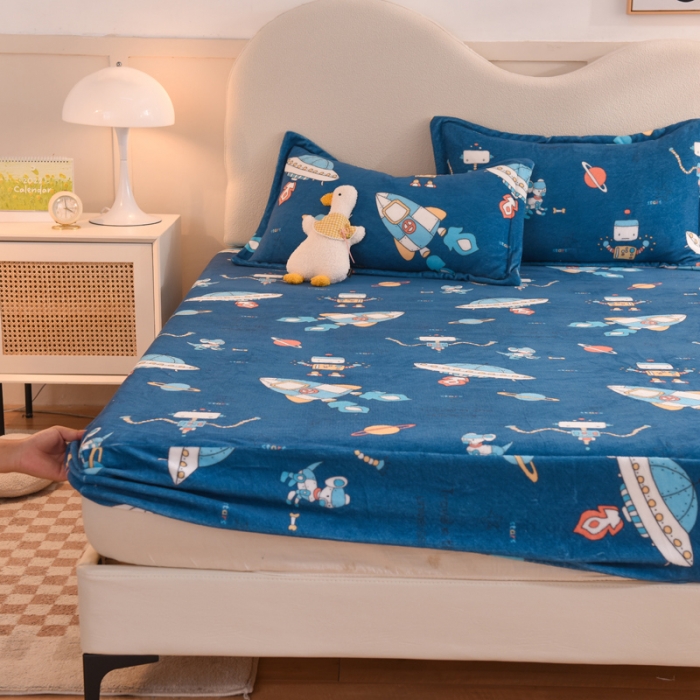 91家纺网 家纺一手货源 找家纺 甜之梦2025新款印花牛奶绒单品床笠可定制任何尺寸（可接异型缺角） 太空机器人北卡蓝