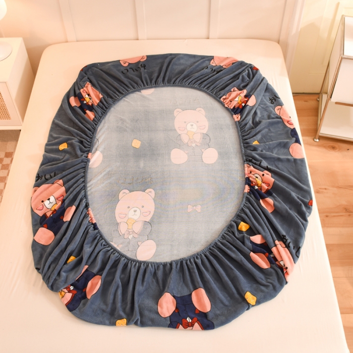 91家纺网 家纺一手货源 找家纺 甜之梦2025新款印花牛奶绒单品床笠可定制任何尺寸（可接异型缺角） 雪花熊