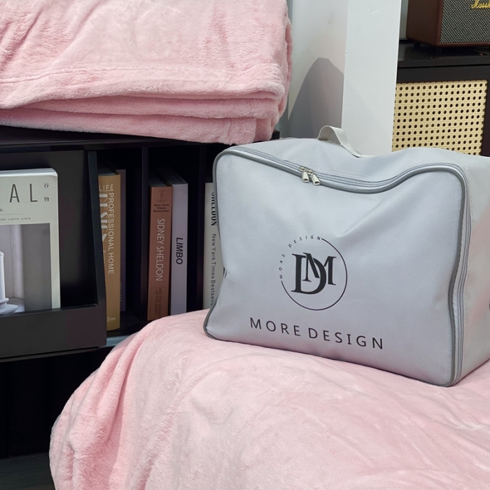 91家纺网 家纺一手货源 找家纺 缔缦 2022新款More design毛毯 丹麦毯 淡粉