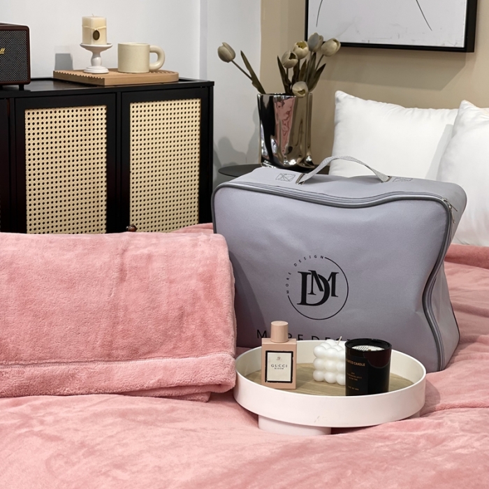 91家纺网 家纺一手货源 找家纺 缔缦 2022新款More design毛毯 丹麦毯 皮粉