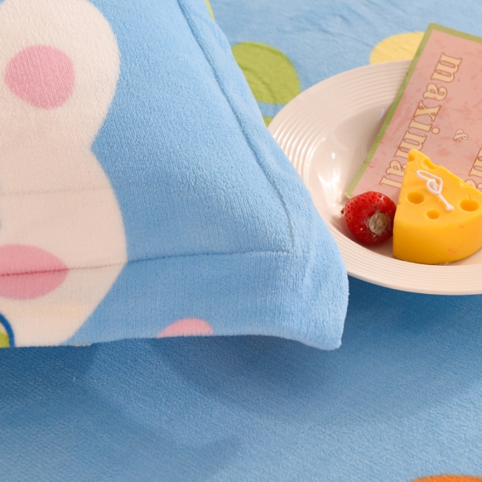 91家纺网 家纺一手货源 找家纺 甜之梦家纺 2025新款印花牛奶绒单品枕套 爱心萌兔