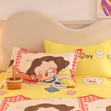 甜之梦家纺 2025新款印花牛奶绒单品枕套 泡泡公主