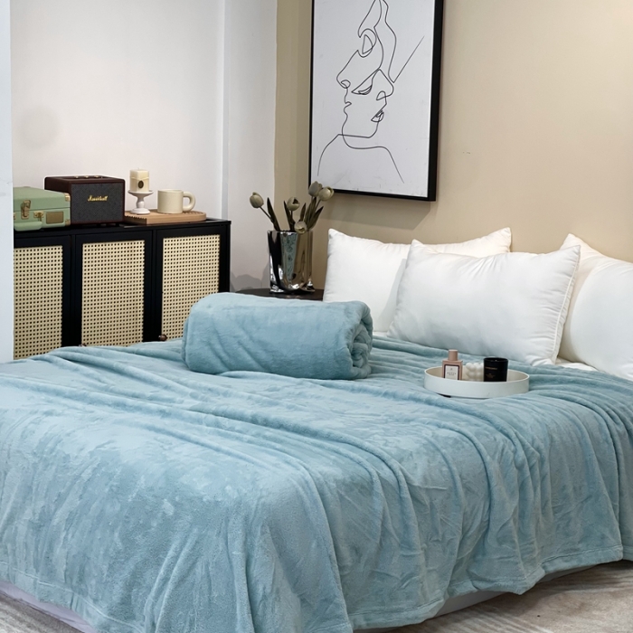 91家纺网 家纺一手货源 找家纺 缔缦 2022新款More design毛毯 丹麦毯 水绿