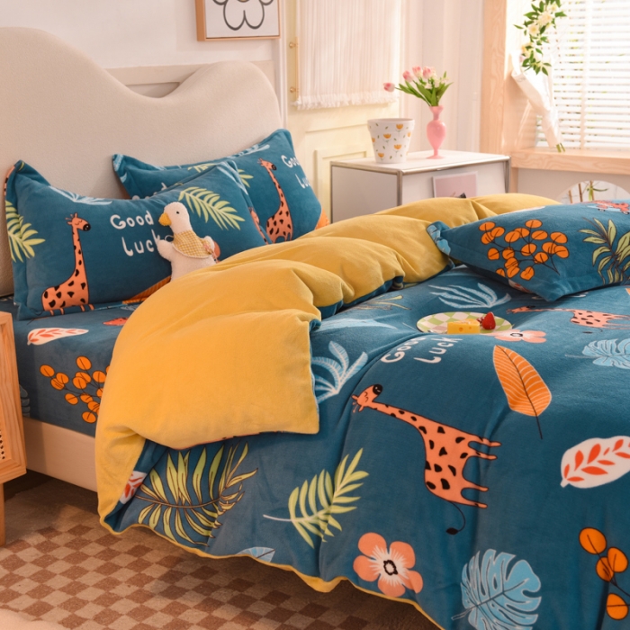 91家纺网 家纺一手货源 找家纺 甜之梦家纺 2025新款印花牛奶绒单品四件套 动物乐园