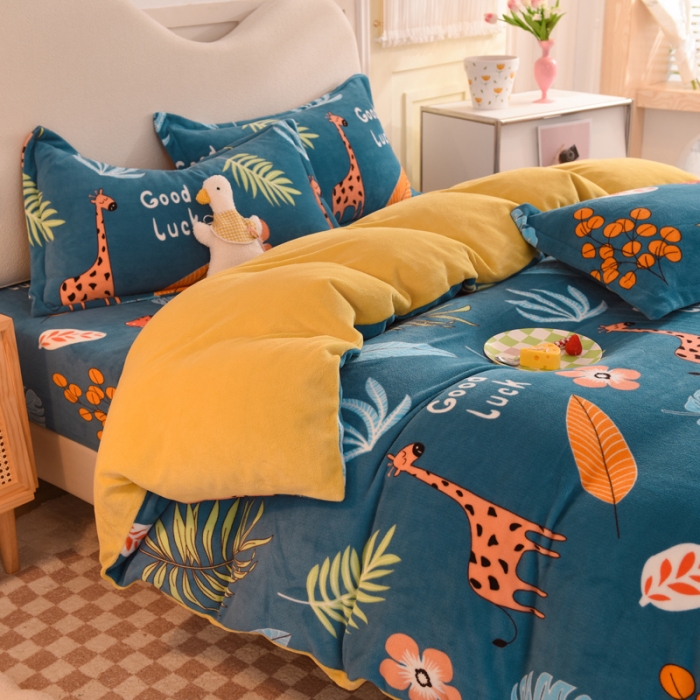 91家纺网 家纺一手货源 找家纺 甜之梦家纺 2025新款印花牛奶绒单品四件套 动物乐园