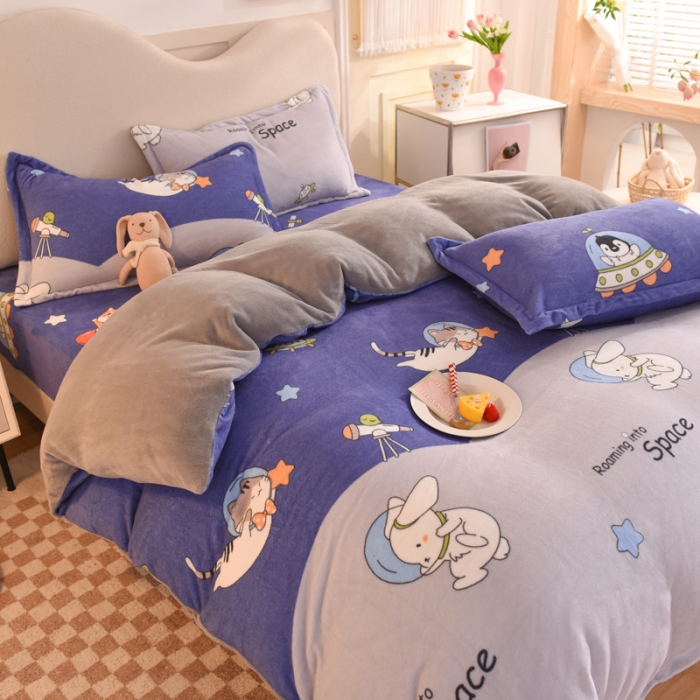 91家纺网 家纺一手货源 找家纺 甜之梦家纺 2025新款印花牛奶绒单品四件套 猫星球