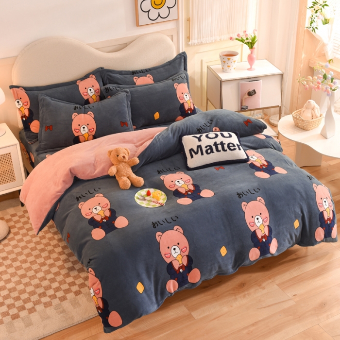 91家纺网 家纺一手货源 找家纺 甜之梦家纺 2025新款印花牛奶绒单品四件套 雪花熊