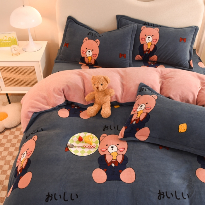 91家纺网 家纺一手货源 找家纺 甜之梦家纺 2025新款印花牛奶绒单品四件套 雪花熊