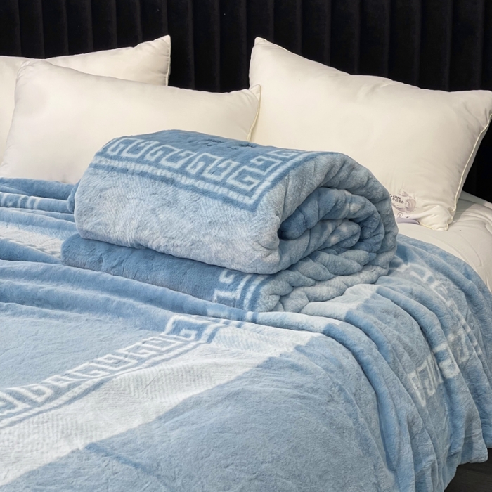 91家纺网 家纺一手货源 找家纺 缔缦 2022新款More design毛毯 裘皮毯 蓝色