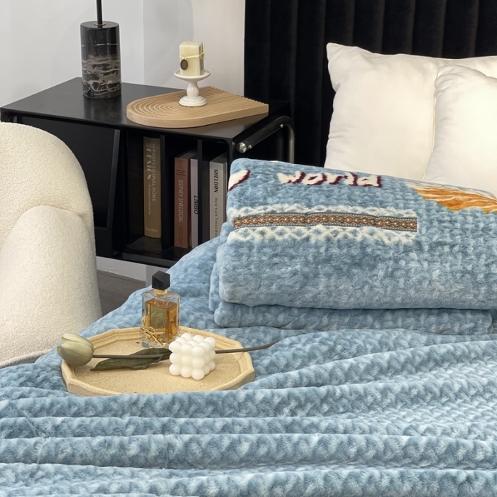 91家纺网 家纺一手货源 找家纺 缔缦 2022新款More design毛毯 裘皮毯 蓝色-叶子