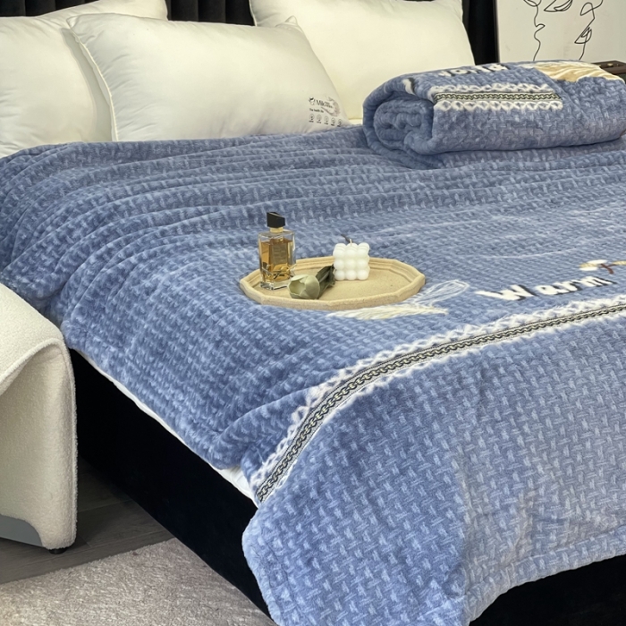 91家纺网 家纺一手货源 找家纺 缔缦 2022新款More design毛毯 裘皮毯 雾蓝-叶子