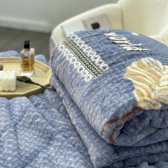 91家纺网 家纺一手货源 找家纺 缔缦 2022新款More design毛毯 裘皮毯 雾蓝-叶子