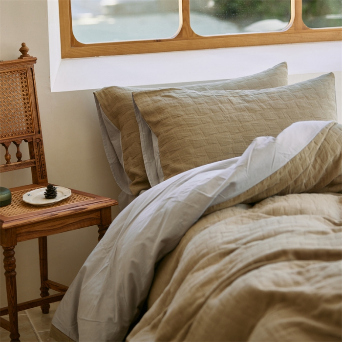 91家纺网 家纺一手货源 找家纺 总 安莱生活 2022新款泡芙三层纱四件套--小清新风