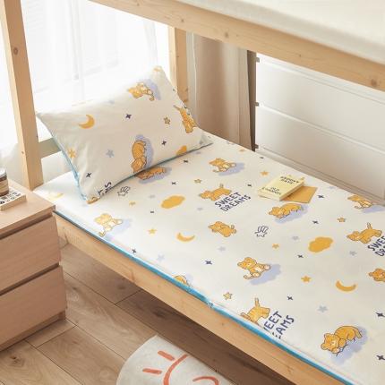 91家纺网 家纺一手货源 找家纺 怡家居  2023新款棉加水晶绒开学季学生床垫套 小老虎