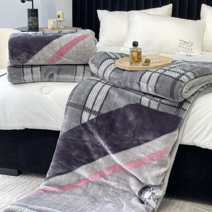 91家纺网 家纺一手货源 找家纺 缔缦 2022新款More design毛毯 水柔毯 M-灰色