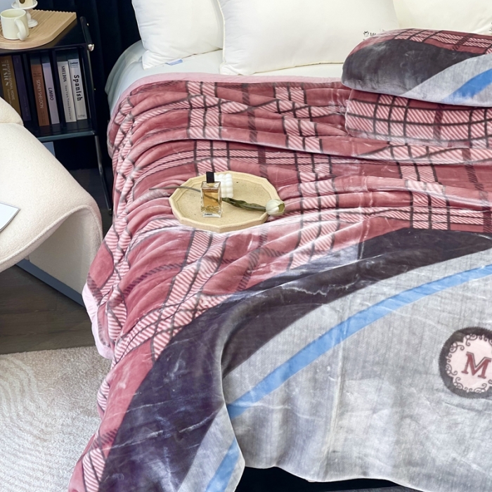 91家纺网 家纺一手货源 找家纺 缔缦 2022新款More design毛毯 水柔毯 M-粉色