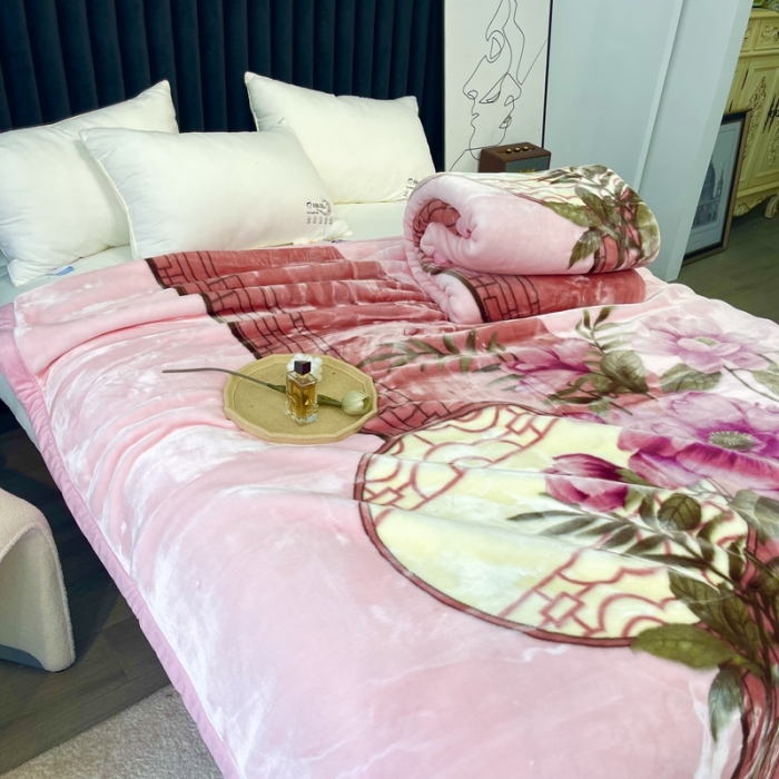 91家纺网 家纺一手货源 找家纺 缔缦 2022新款More design毛毯 水柔毯 粉色