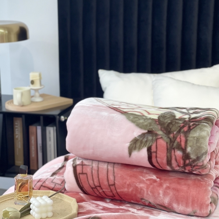 91家纺网 家纺一手货源 找家纺 缔缦 2022新款More design毛毯 水柔毯 粉色