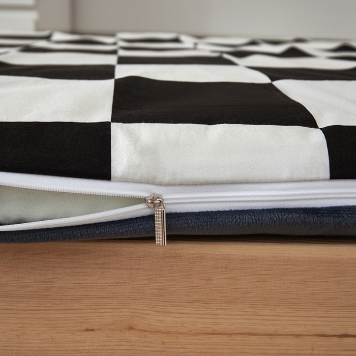 91家纺网 家纺一手货源 找家纺 怡家居  2023新款棉加水晶绒开学季学生床垫套 黑白格