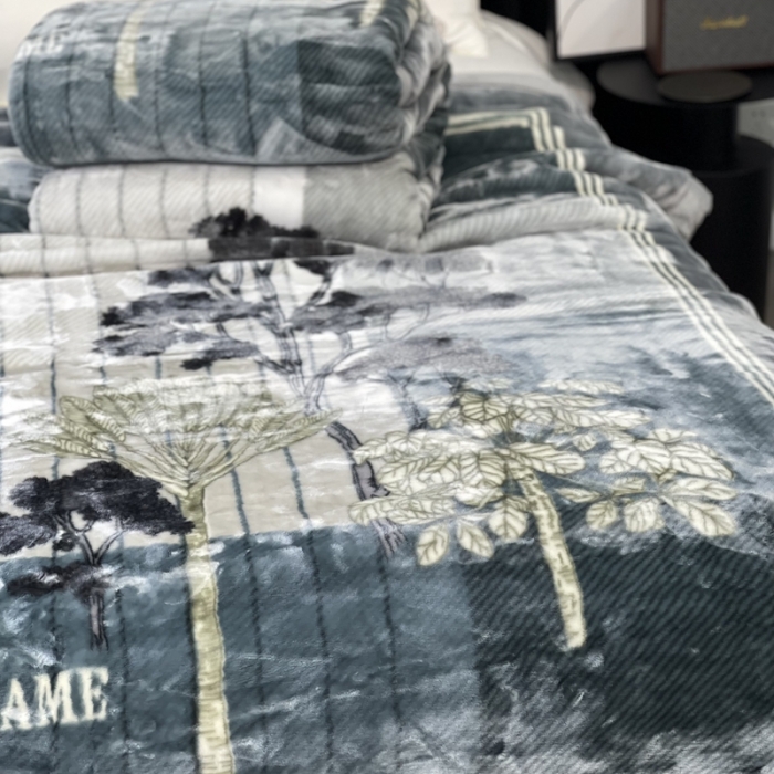 91家纺网 家纺一手货源 找家纺 缔缦 2022新款More design毛毯 水柔毯 灰色