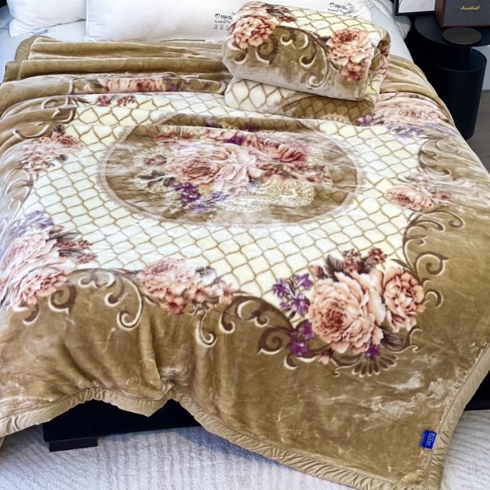 91家纺网 家纺一手货源 找家纺 缔缦 2022新款More design毛毯 水柔毯 卡其