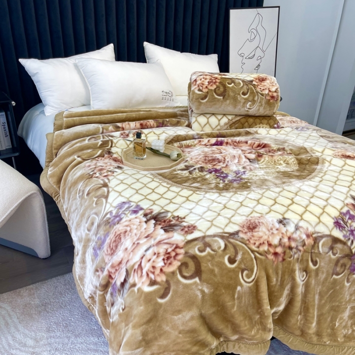 91家纺网 家纺一手货源 找家纺 缔缦 2022新款More design毛毯 水柔毯 卡其