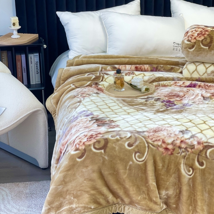 91家纺网 家纺一手货源 找家纺 缔缦 2022新款More design毛毯 水柔毯 卡其