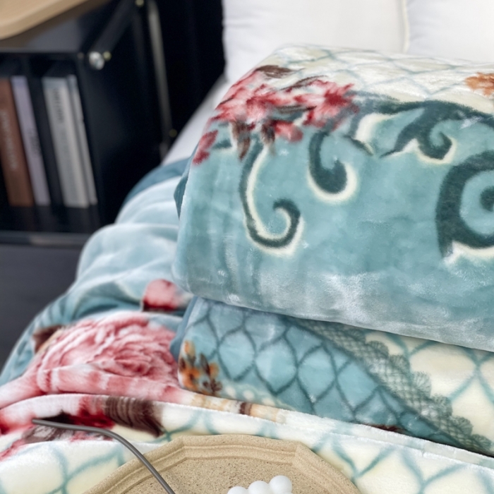 91家纺网 家纺一手货源 找家纺 缔缦 2022新款More design毛毯 水柔毯 水蓝