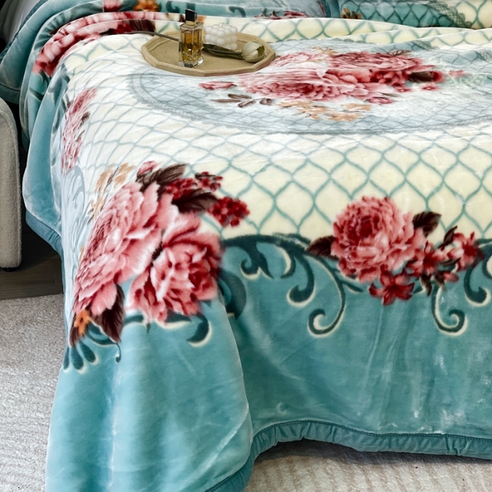 91家纺网 家纺一手货源 找家纺 缔缦 2022新款More design毛毯 水柔毯 水蓝