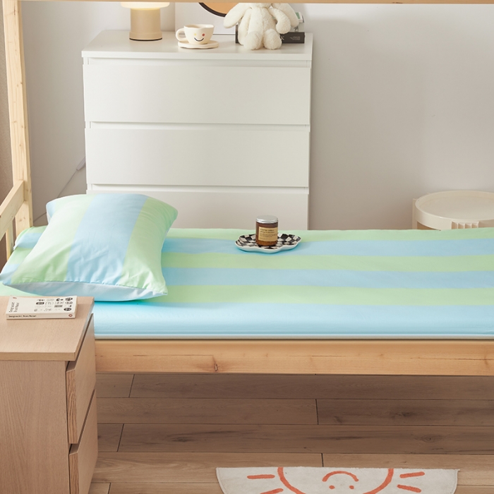 91家纺网 家纺一手货源 找家纺 怡家居  2023新款棉加水晶绒开学季学生床垫套 夏日冰